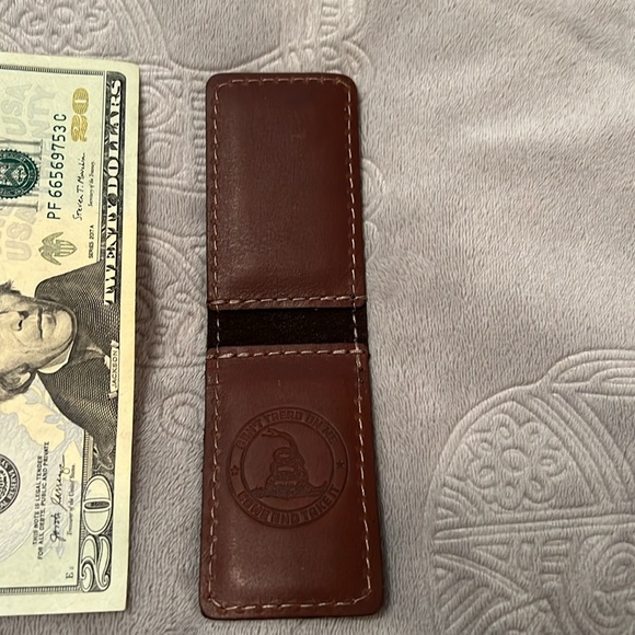 New Rattlesnake skin money clip. - Picture 4 of 5